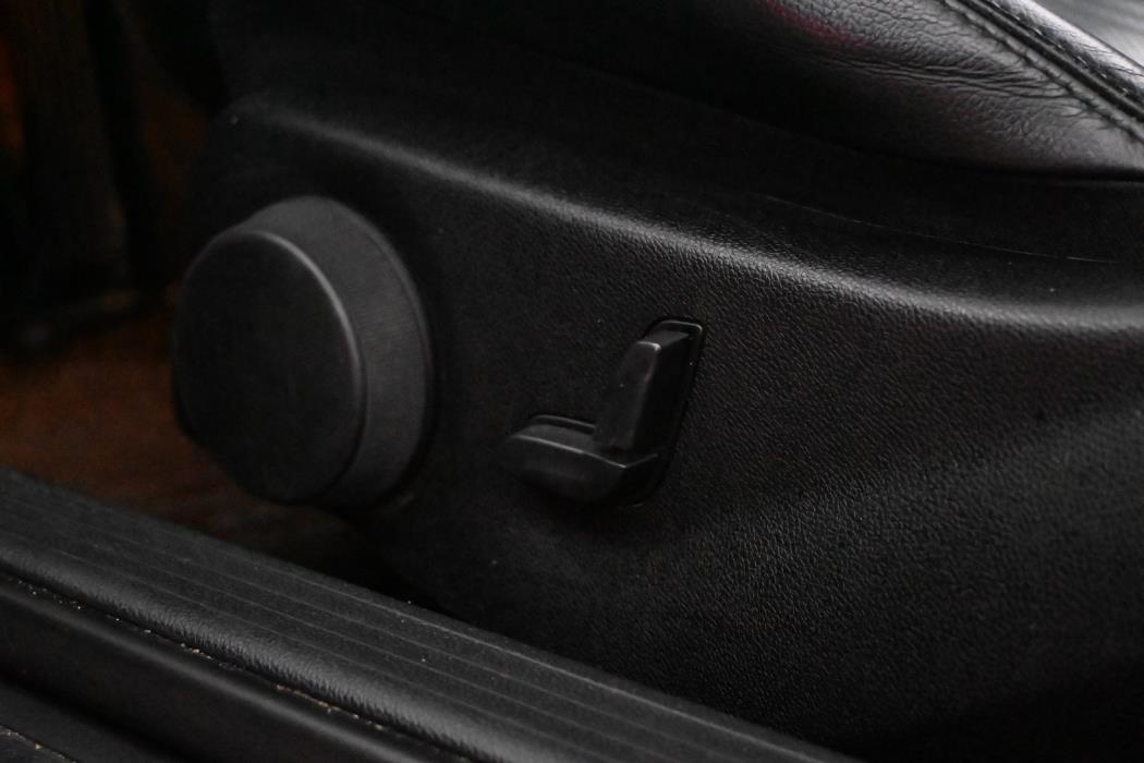 MERCEDES-BENZ E 2011