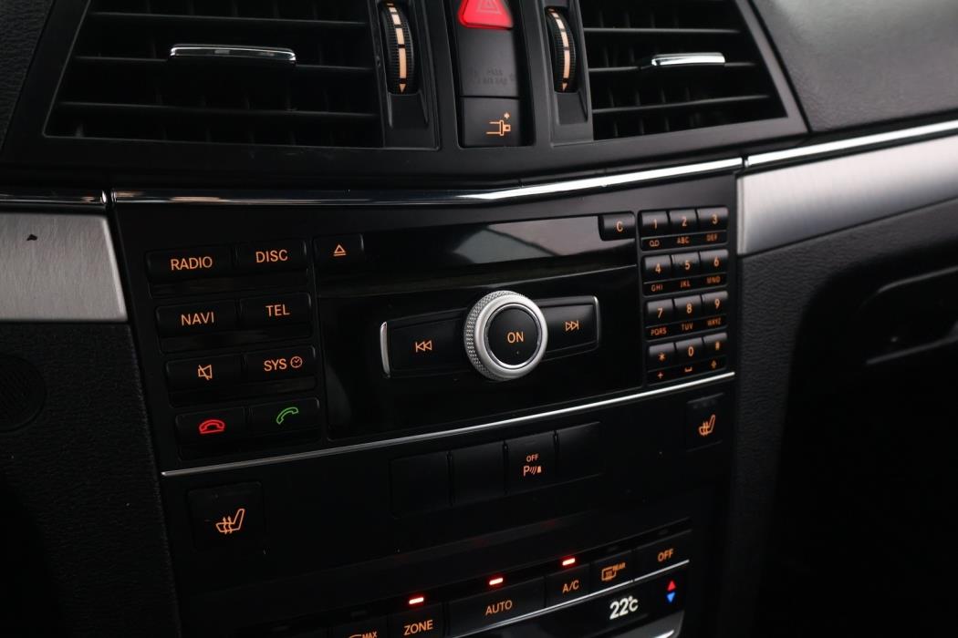 MERCEDES-BENZ E 2011