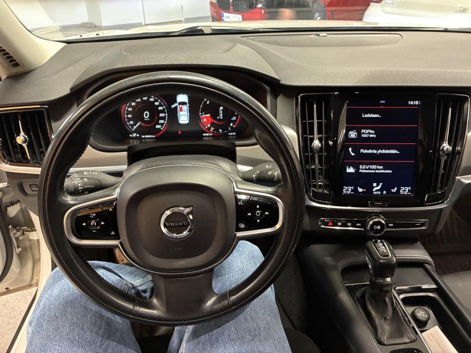 VOLVO S90 2017