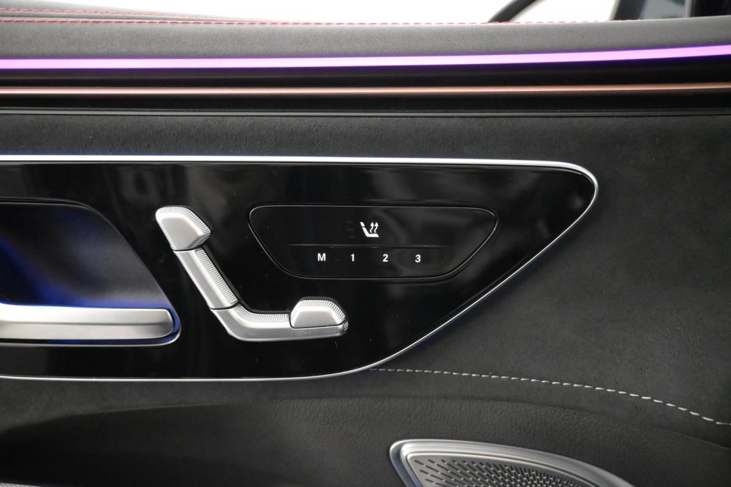 MERCEDES-BENZ EQE SUV 2024