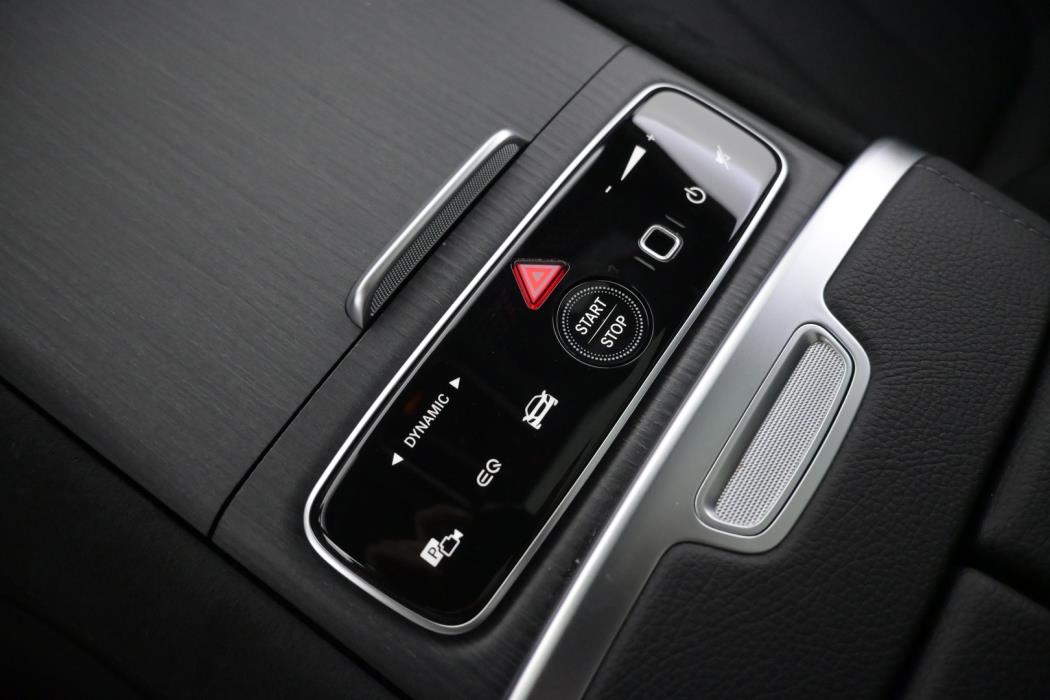 MERCEDES-BENZ EQE SUV 2024