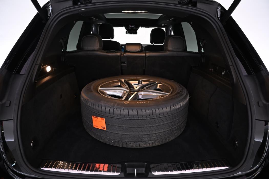 MERCEDES-BENZ GLE 2025