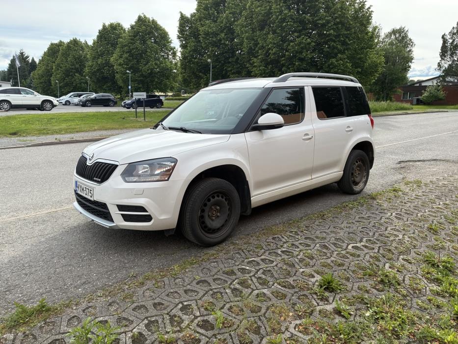 SKODA Yeti 2014