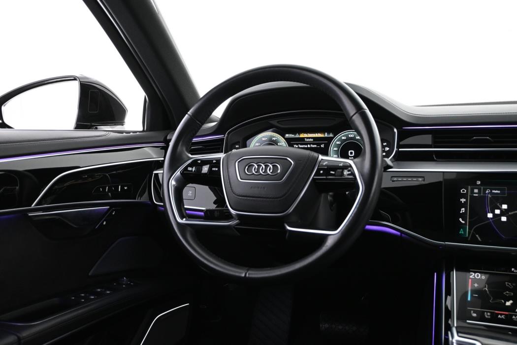 AUDI A8 2021