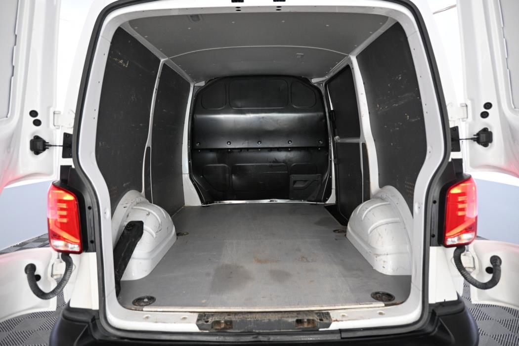 VOLKSWAGEN Transporter 2021