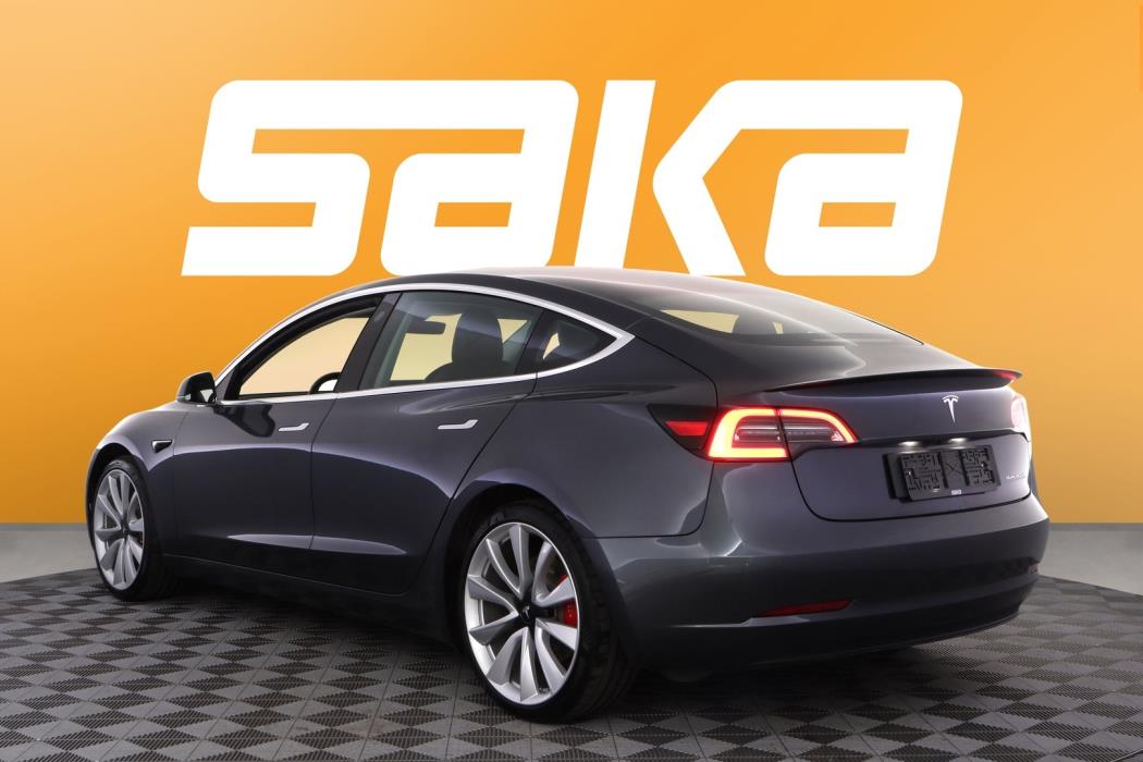 TESLA Model 3 2019