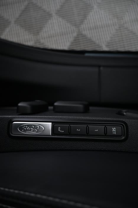 FORD Explorer 2024