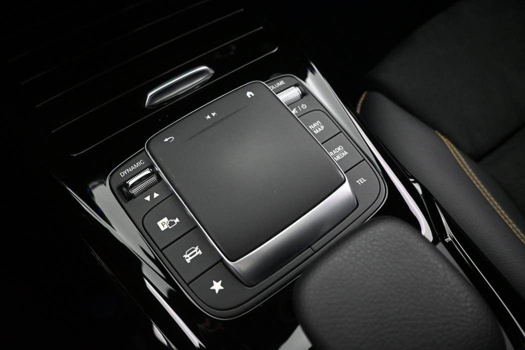 MERCEDES-BENZ CLA 45 AMG 2021