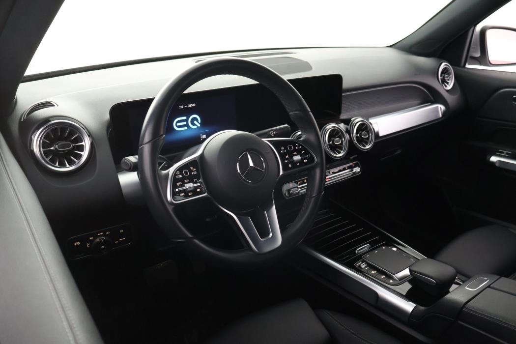 MERCEDES-BENZ EQB 2023