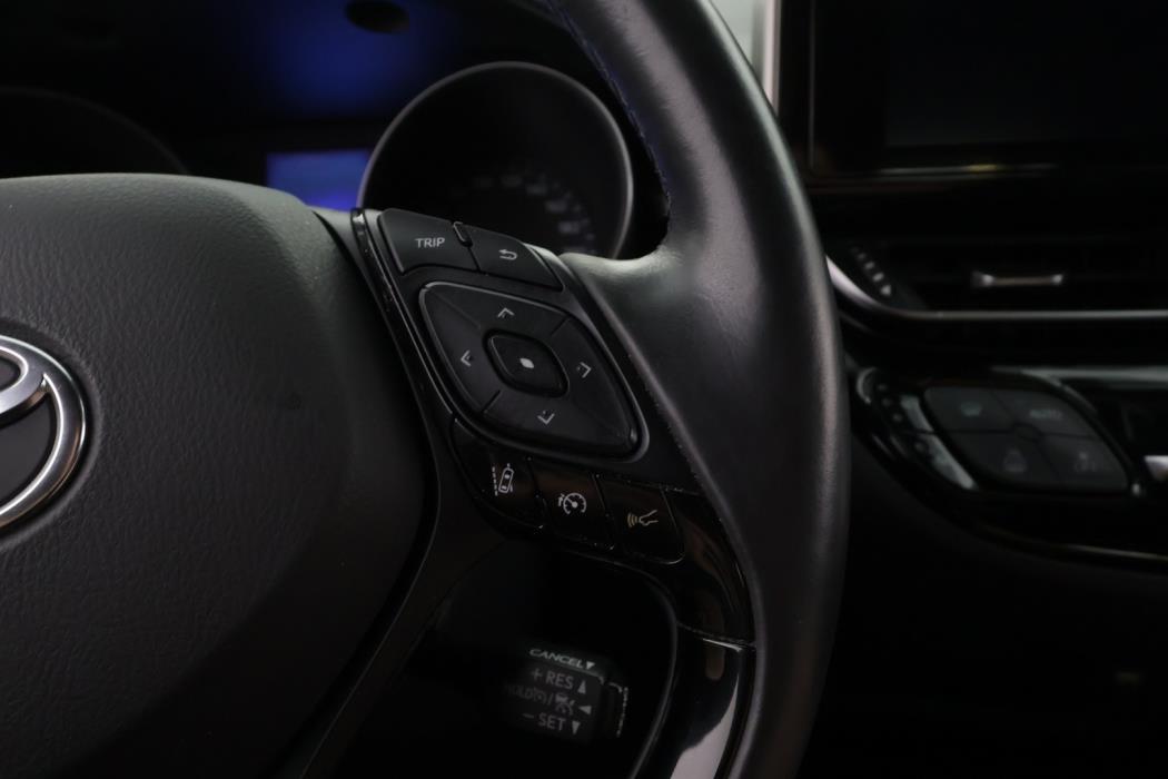 TOYOTA C-HR 2019