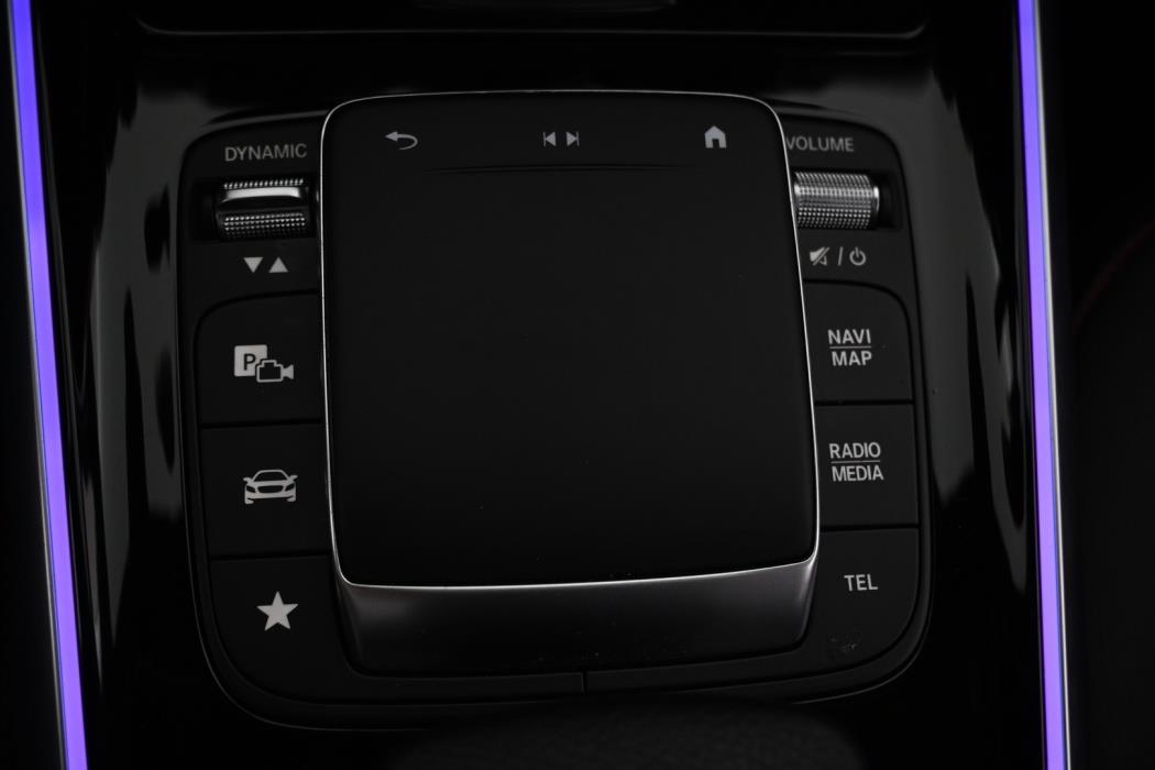 MERCEDES-BENZ EQB 2023