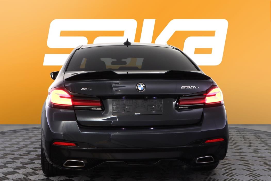 BMW 530 2021