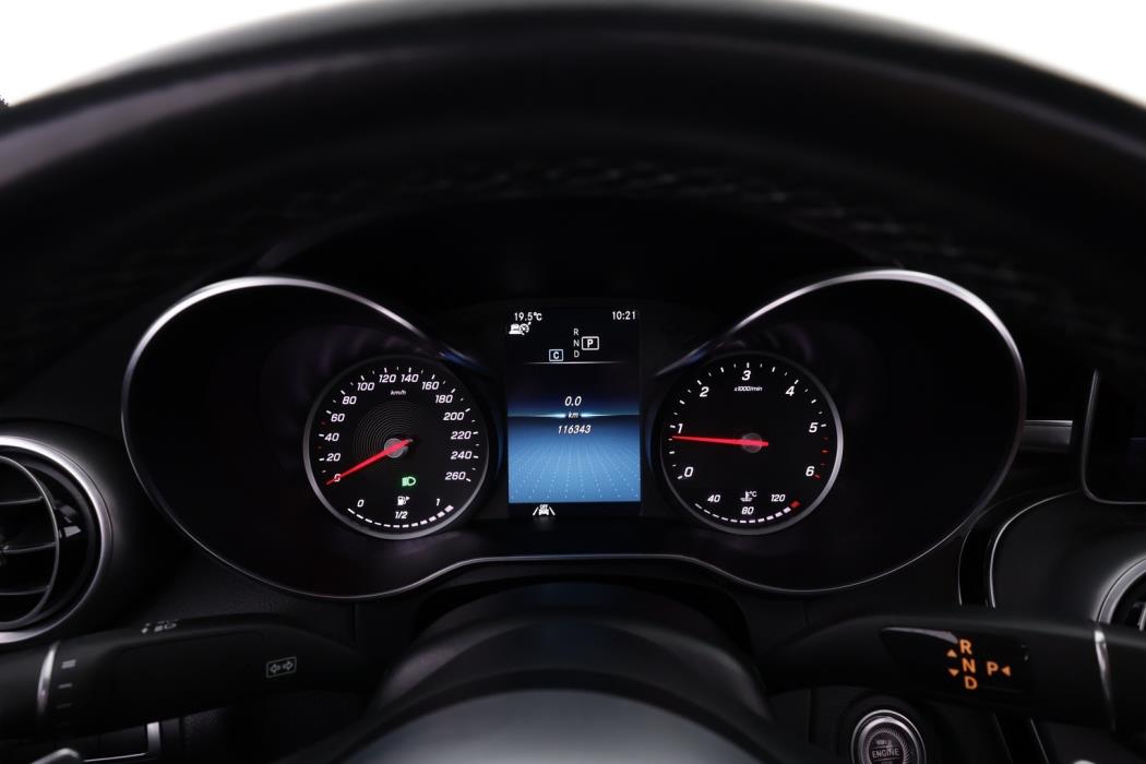 MERCEDES-BENZ C 2020