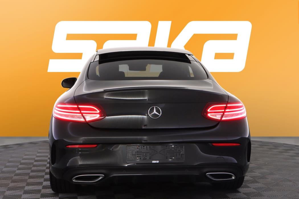 MERCEDES-BENZ C 2020