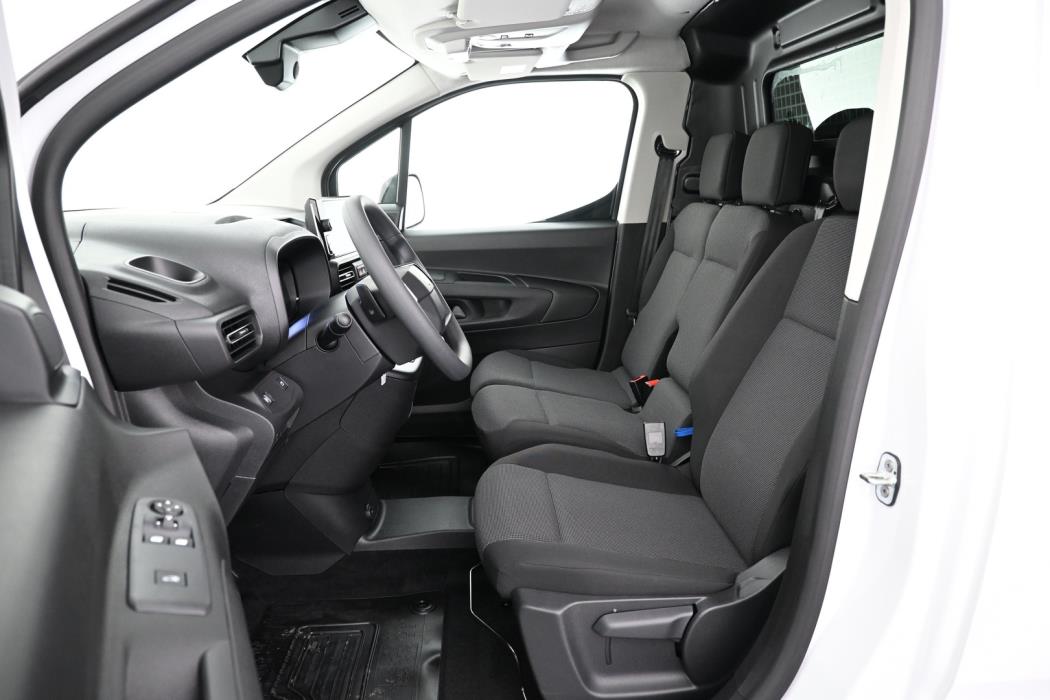 TOYOTA Proace CITY EV 2025