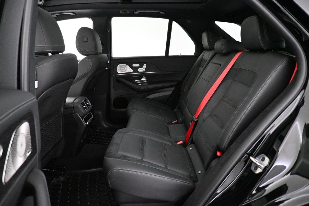 MERCEDES-BENZ GLE 53 AMG 2025