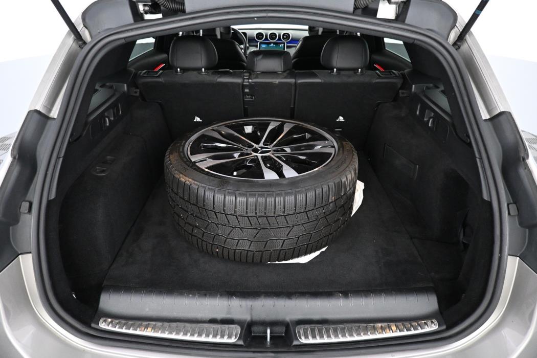 MERCEDES-BENZ C 2023