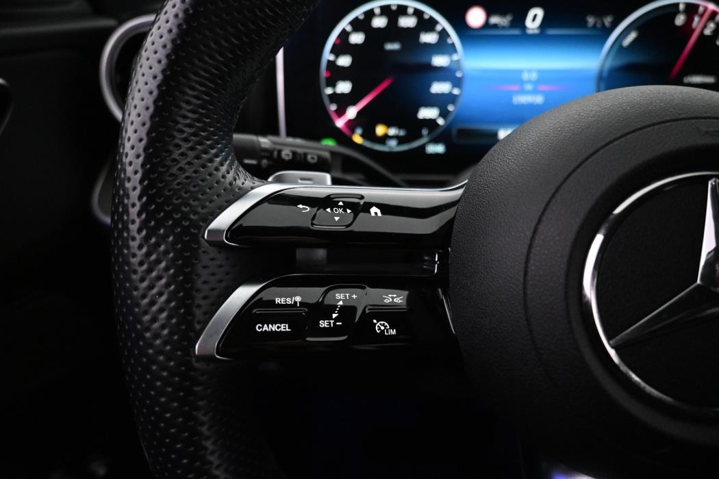 MERCEDES-BENZ C 2023