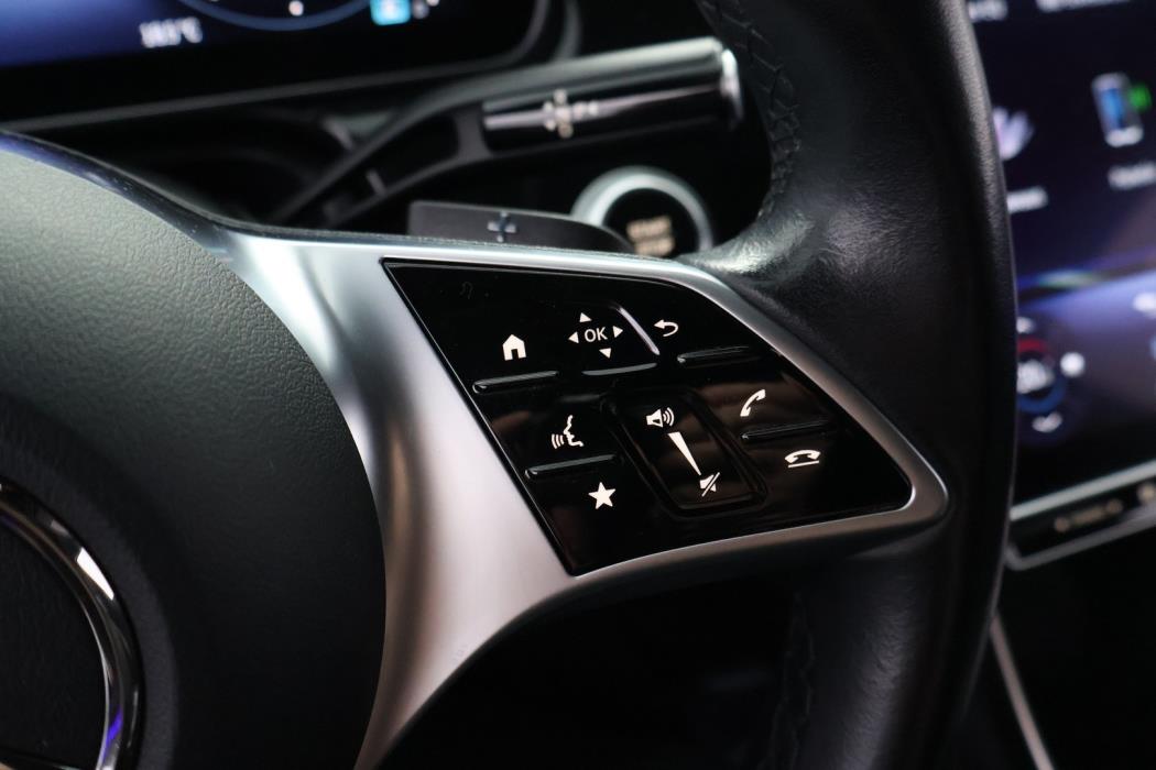 MERCEDES-BENZ EQE 2023