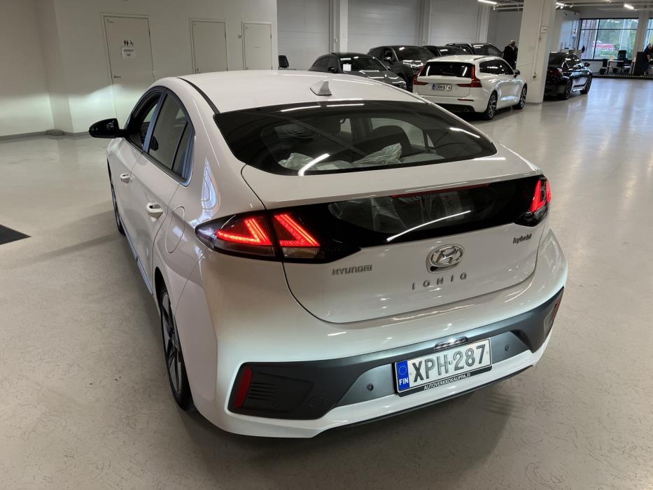 HYUNDAI IONIQ hybrid 2022