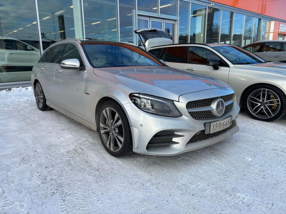 MERCEDES-BENZ C 2020