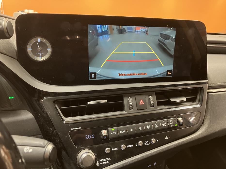 LEXUS ES 2023