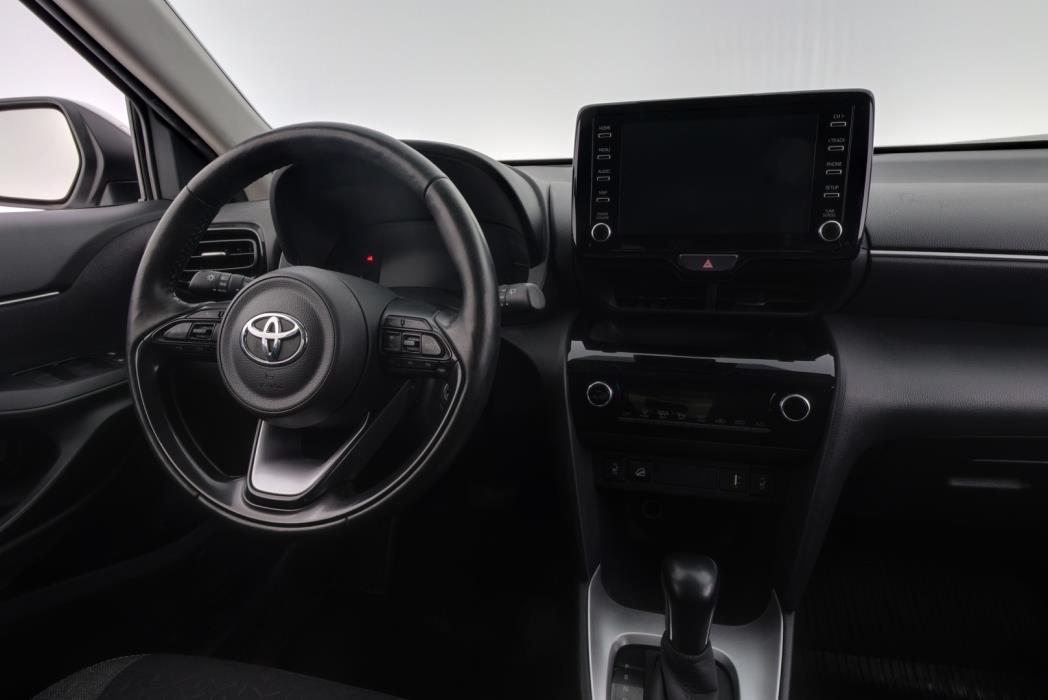 TOYOTA Yaris Cross 2023