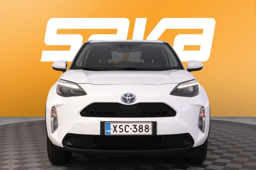 TOYOTA Yaris Cross 2023