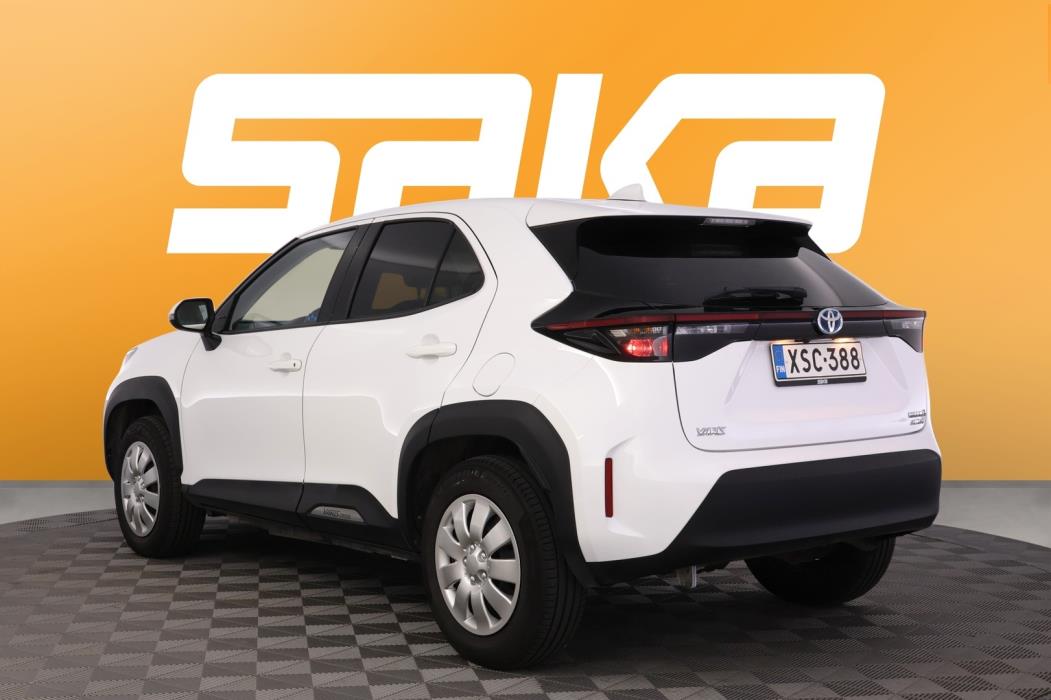 TOYOTA Yaris Cross 2023