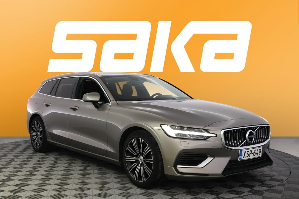 VOLVO V60 2021