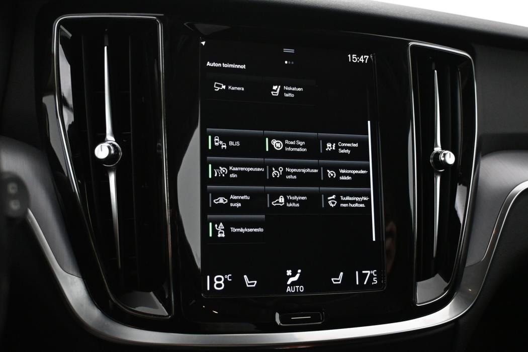 VOLVO V60 2021