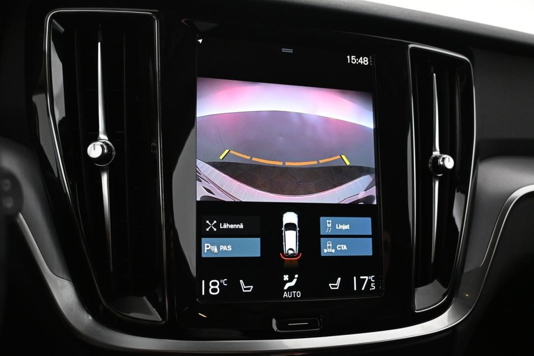 VOLVO V60 2021