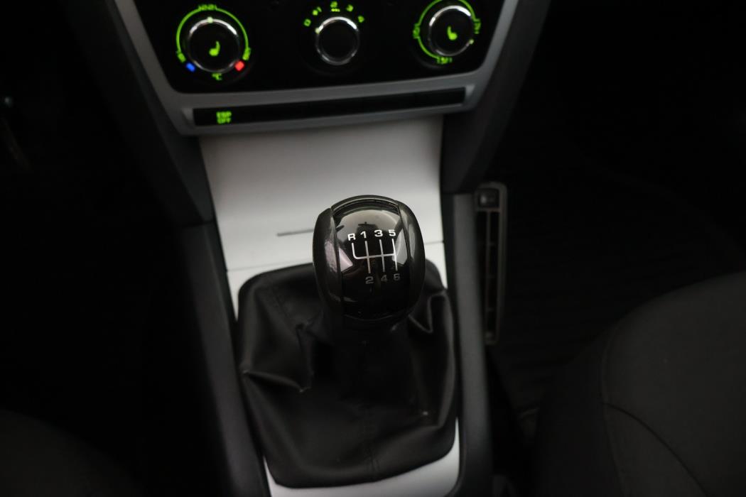 SKODA Octavia 2009