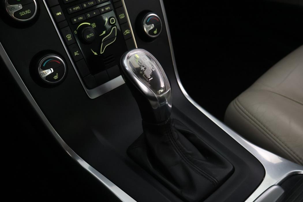 VOLVO S80 2013