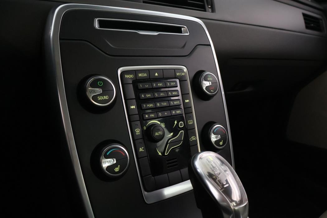 VOLVO S80 2013