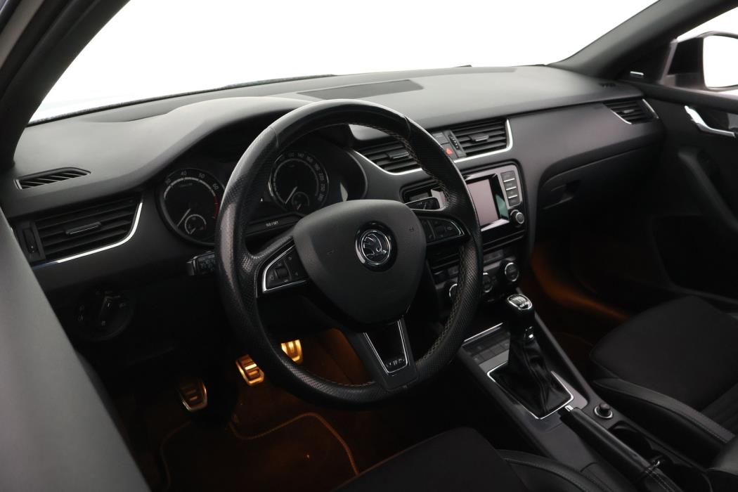 SKODA Octavia 2014