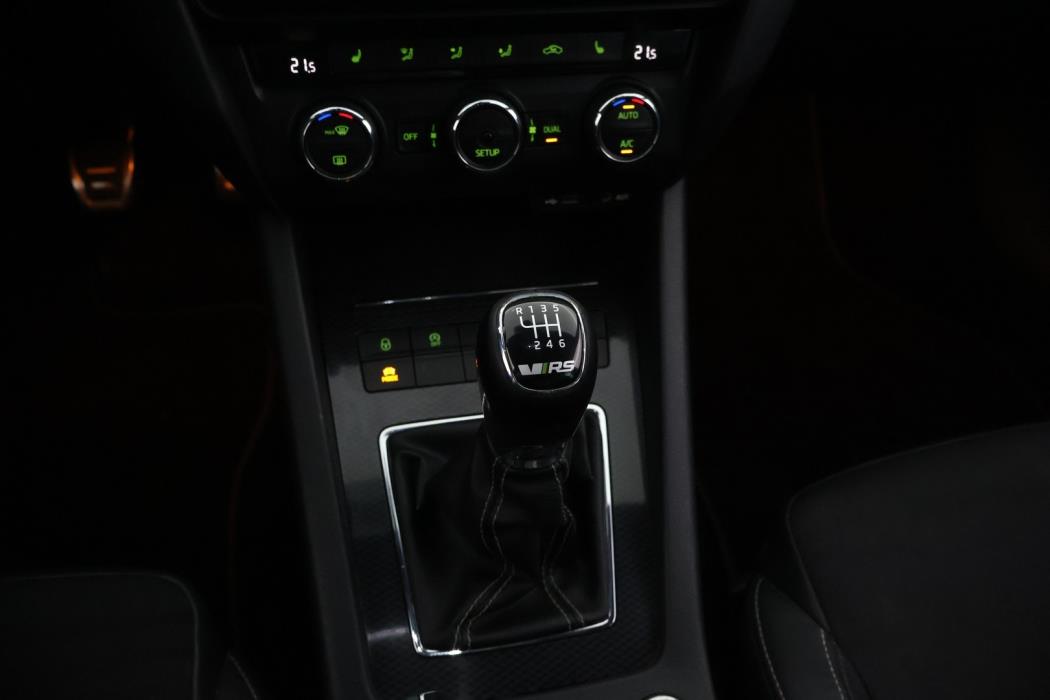 SKODA Octavia 2014