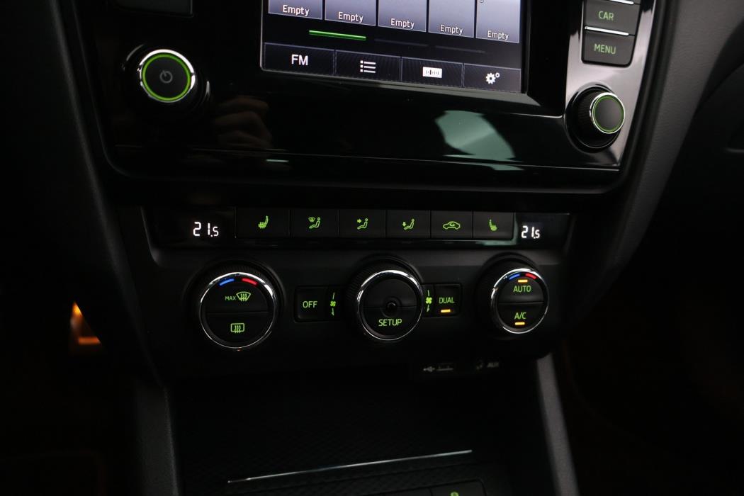 SKODA Octavia 2014