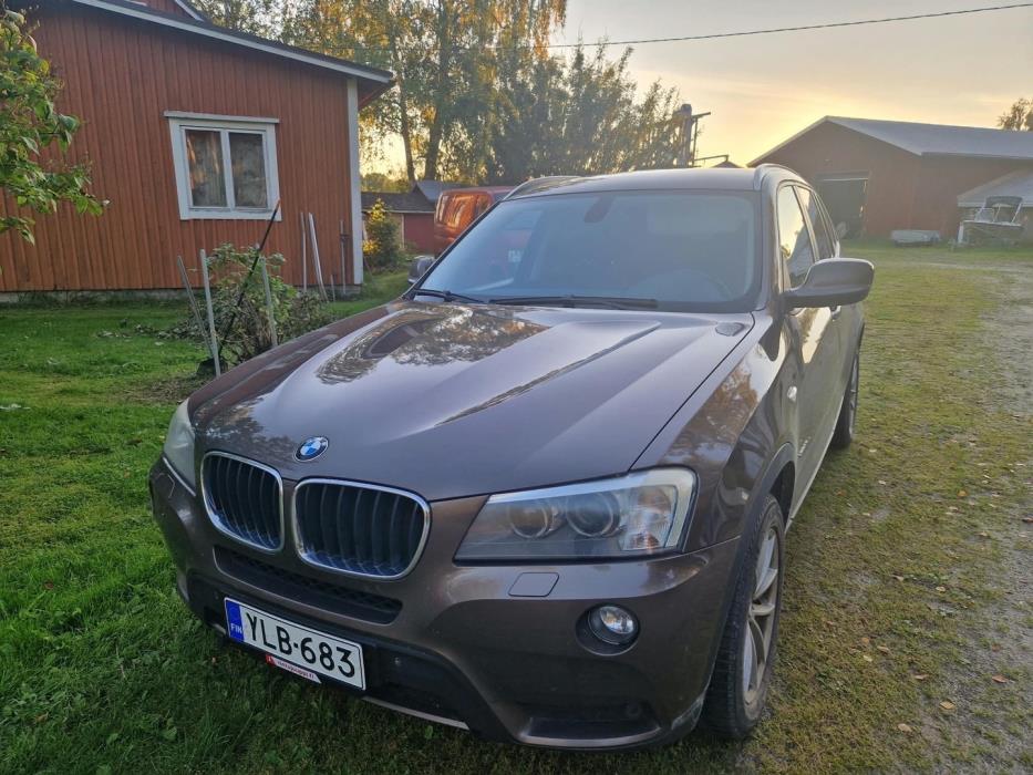 BMW X3 2011