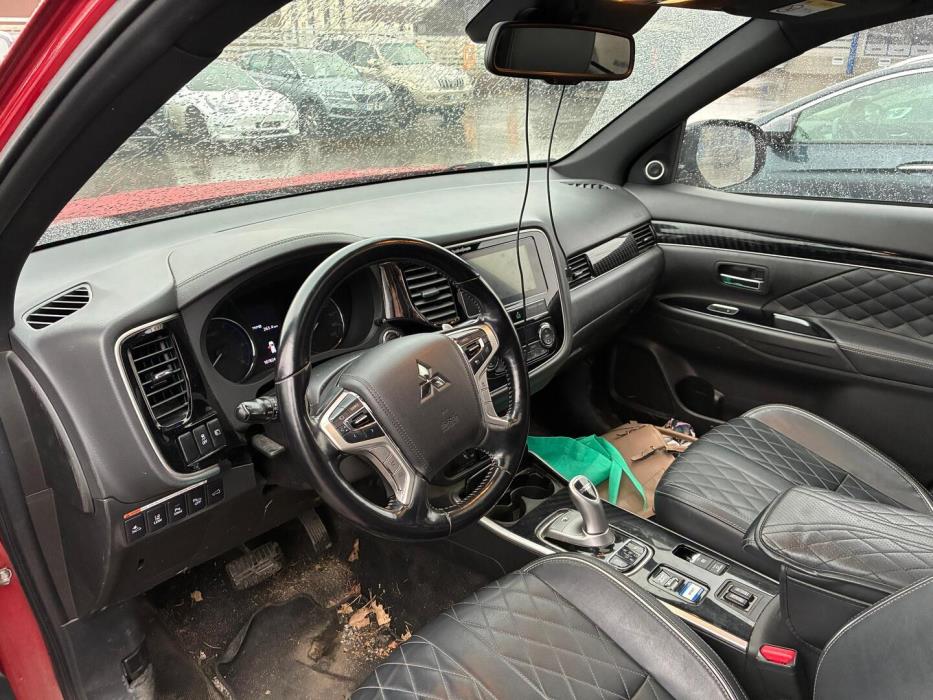 MITSUBISHI Outlander PHEV 2019