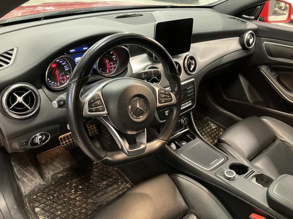 MERCEDES-BENZ CLA 2018