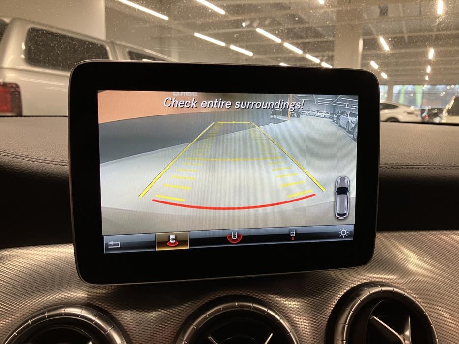 MERCEDES-BENZ CLA 2018