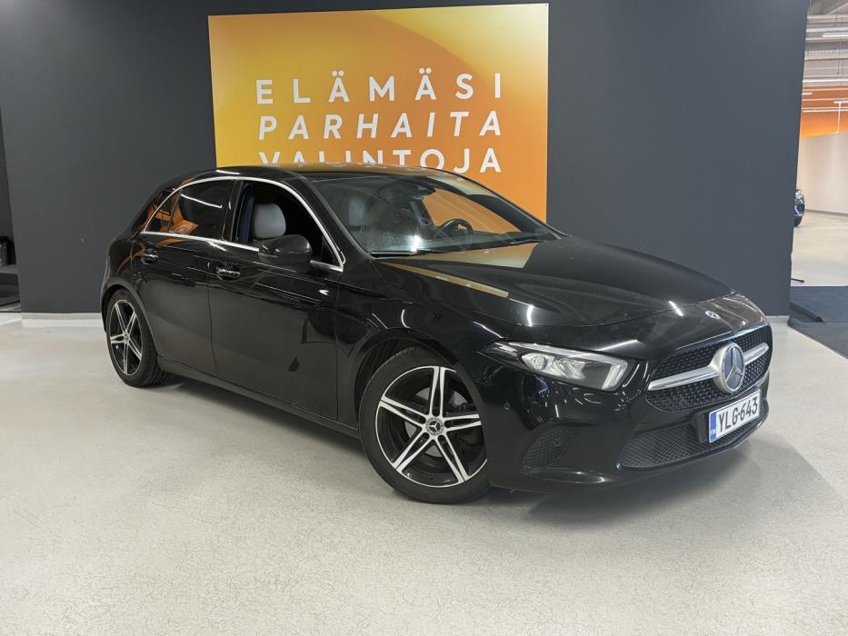 MERCEDES-BENZ A 2019