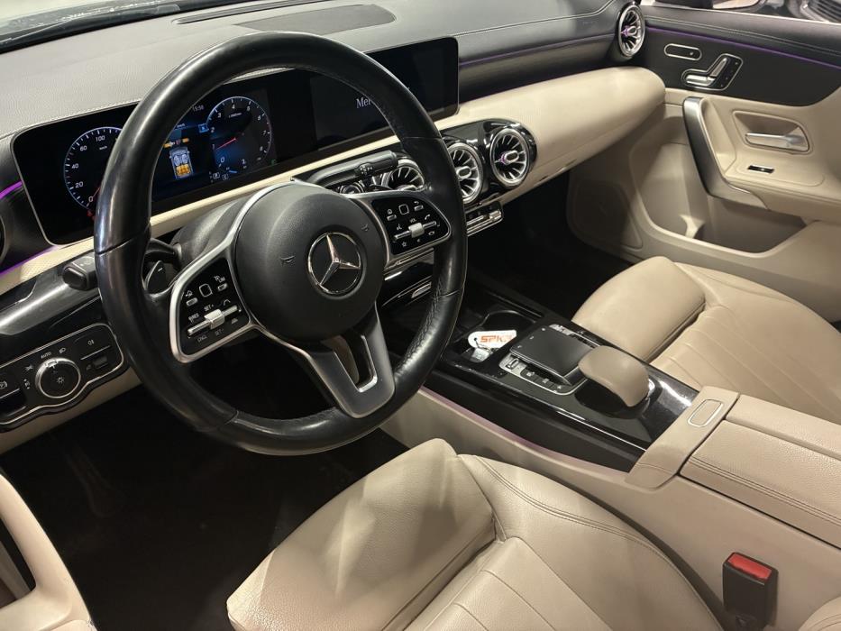 MERCEDES-BENZ A 2019