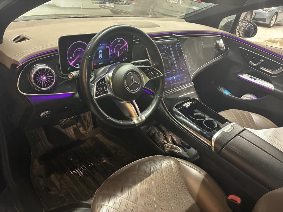 MERCEDES-BENZ EQE 2023