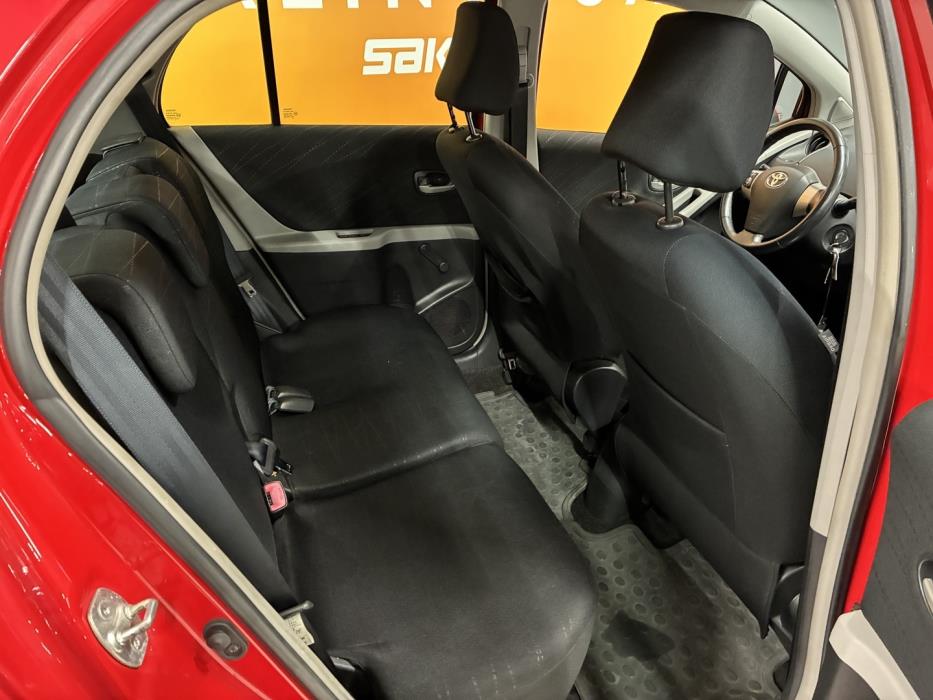 TOYOTA Yaris 2007