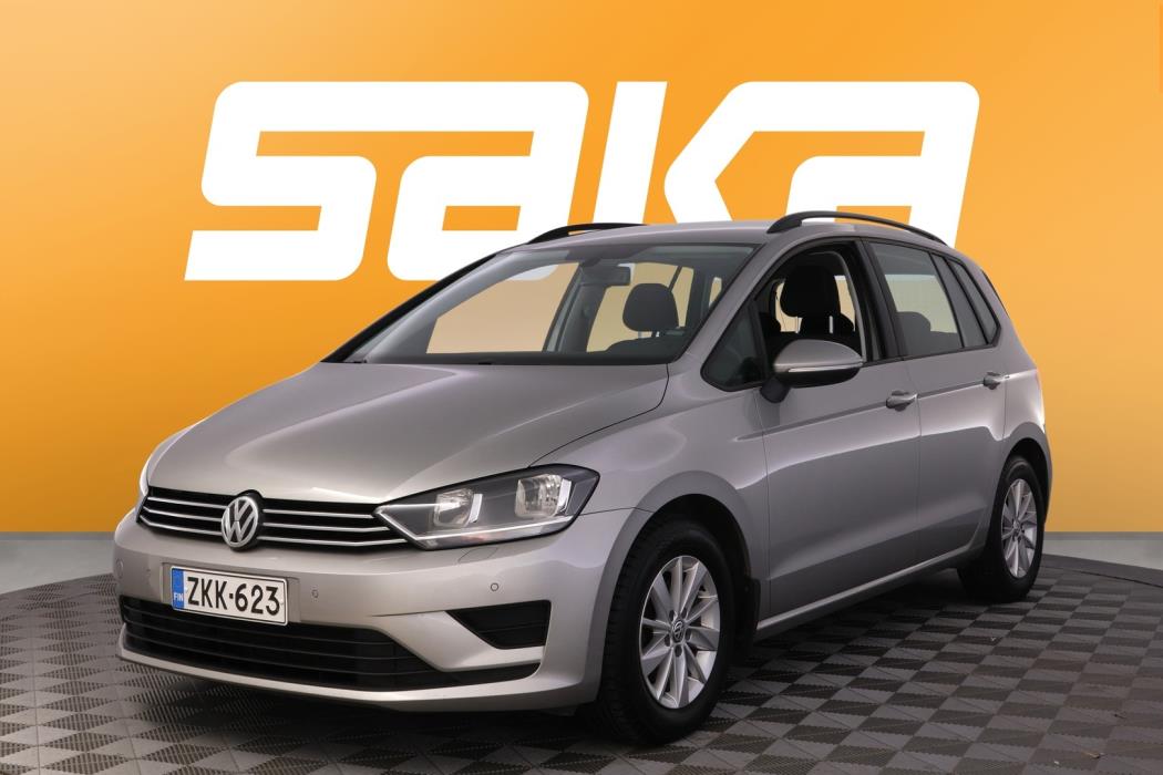 VOLKSWAGEN Golf Sportsvan 2015