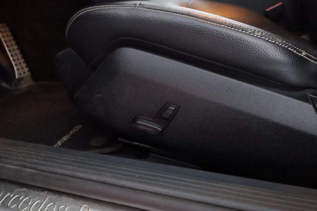 MERCEDES-BENZ E 2010