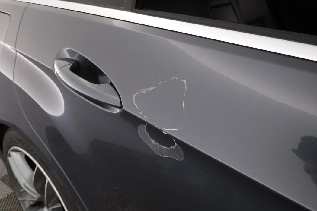 MERCEDES-BENZ E 2010