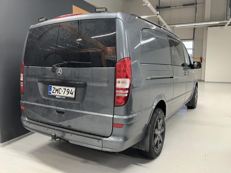 MERCEDES-BENZ Viano 2011